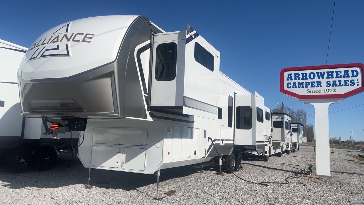 2025 Paradigm 395DS by Alliance RV