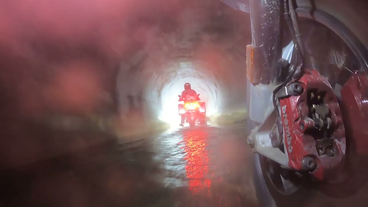 Galleria del Seguret à moto, comme si vous y étiez 😍