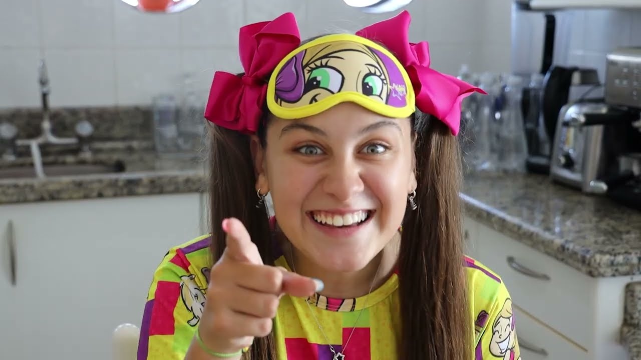 MILENINHA ENSINA A CONTAR ATÉ 10 EM INGLES