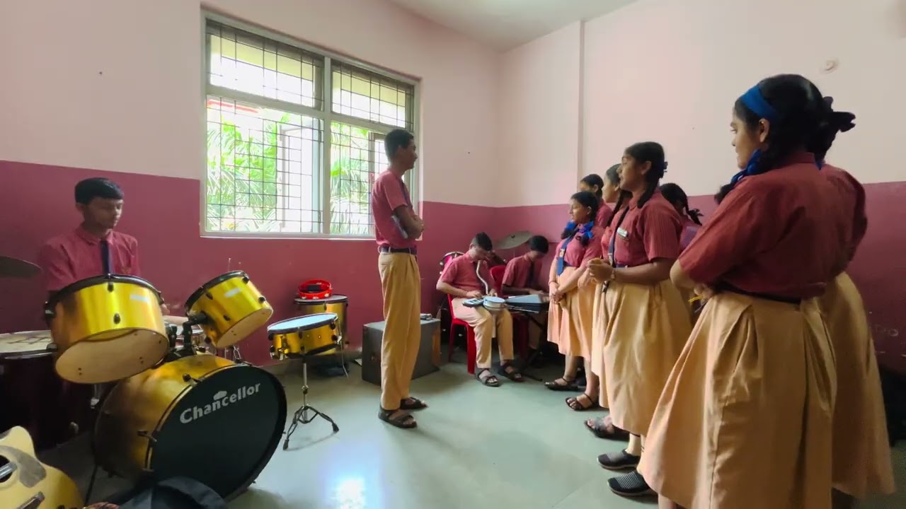 School orchestra performance with instrumental🎹🥁and vocals🎤 |school band |St Aloysius high school.