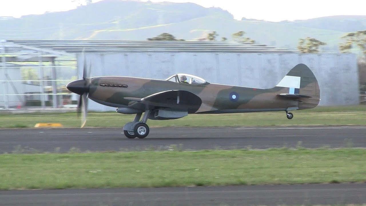 Spitfire XIV Special ► Part 2/2 ✈ Ardmore Airport