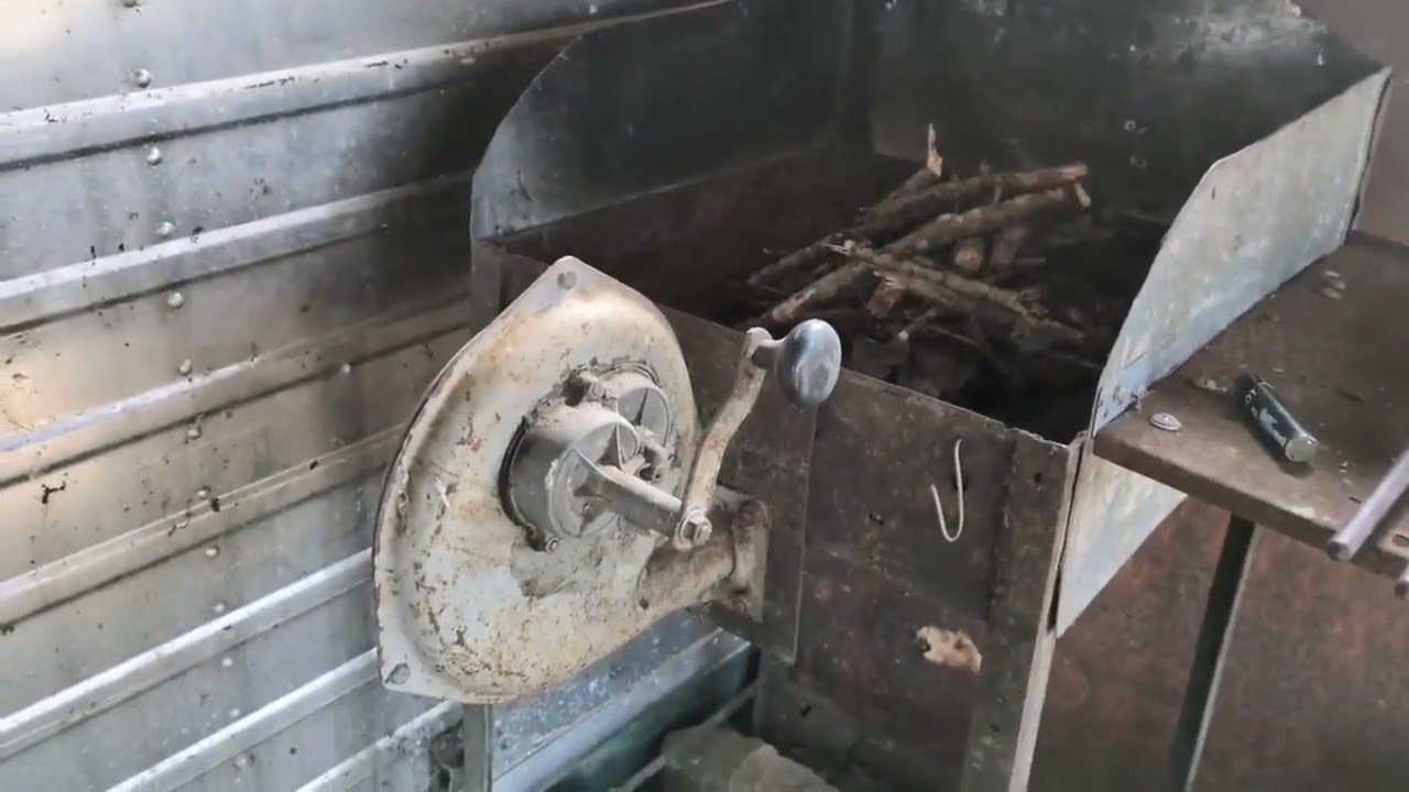Couteau Pliant d'inspiration médiévale - Fabrication.