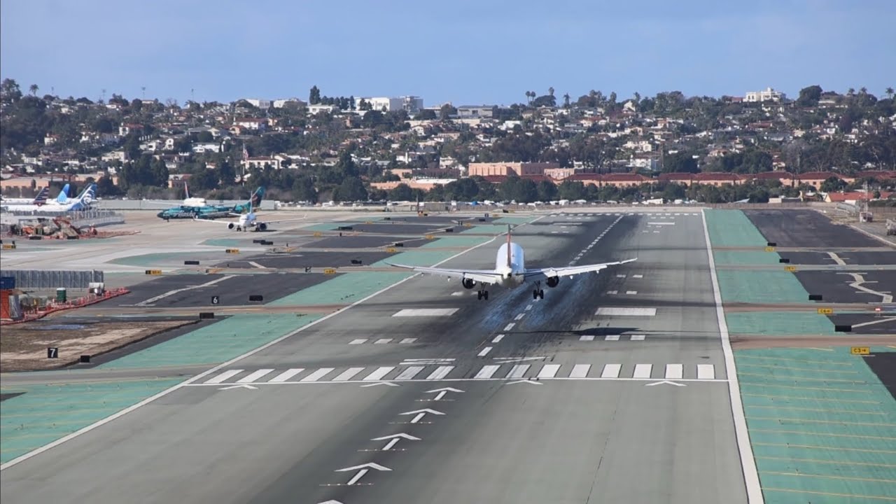 1+ HOUR PLANE SPOTTING AT SAN DIEGO (DAYTIME) 