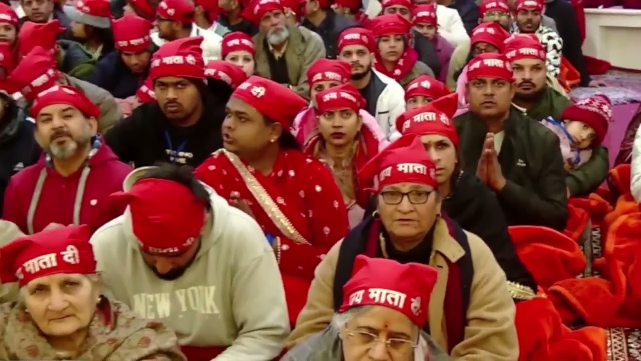 वैष्णो देवी  पुरानी गुफा आरती | Vaishno Devi Real Purani Gufa Aarti #trending #travel #vaishnodevi