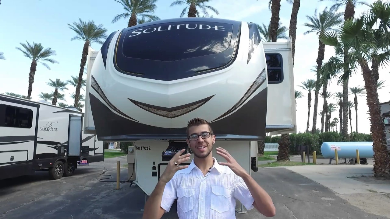 374TH Walkthrough - Front living, rear bedroom with toy box fifth wheel (garage under bed)