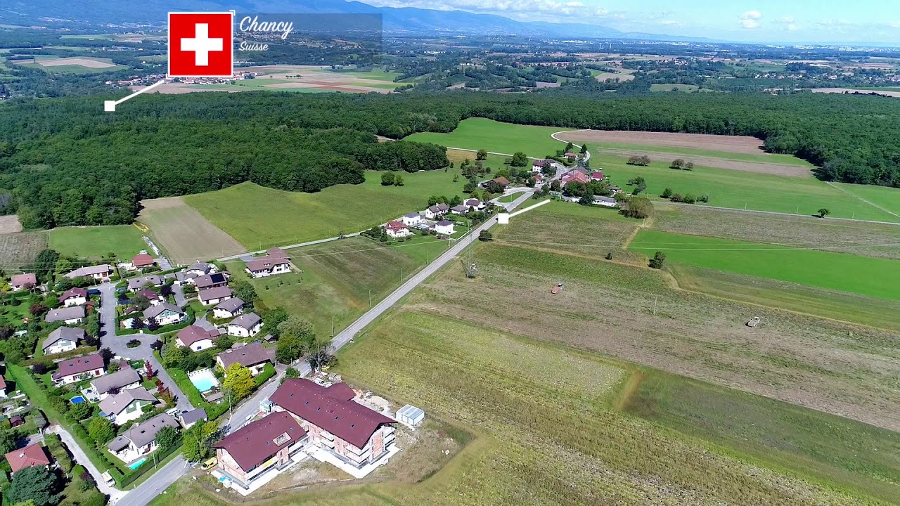 La commune de Valleiry vue du ciel.