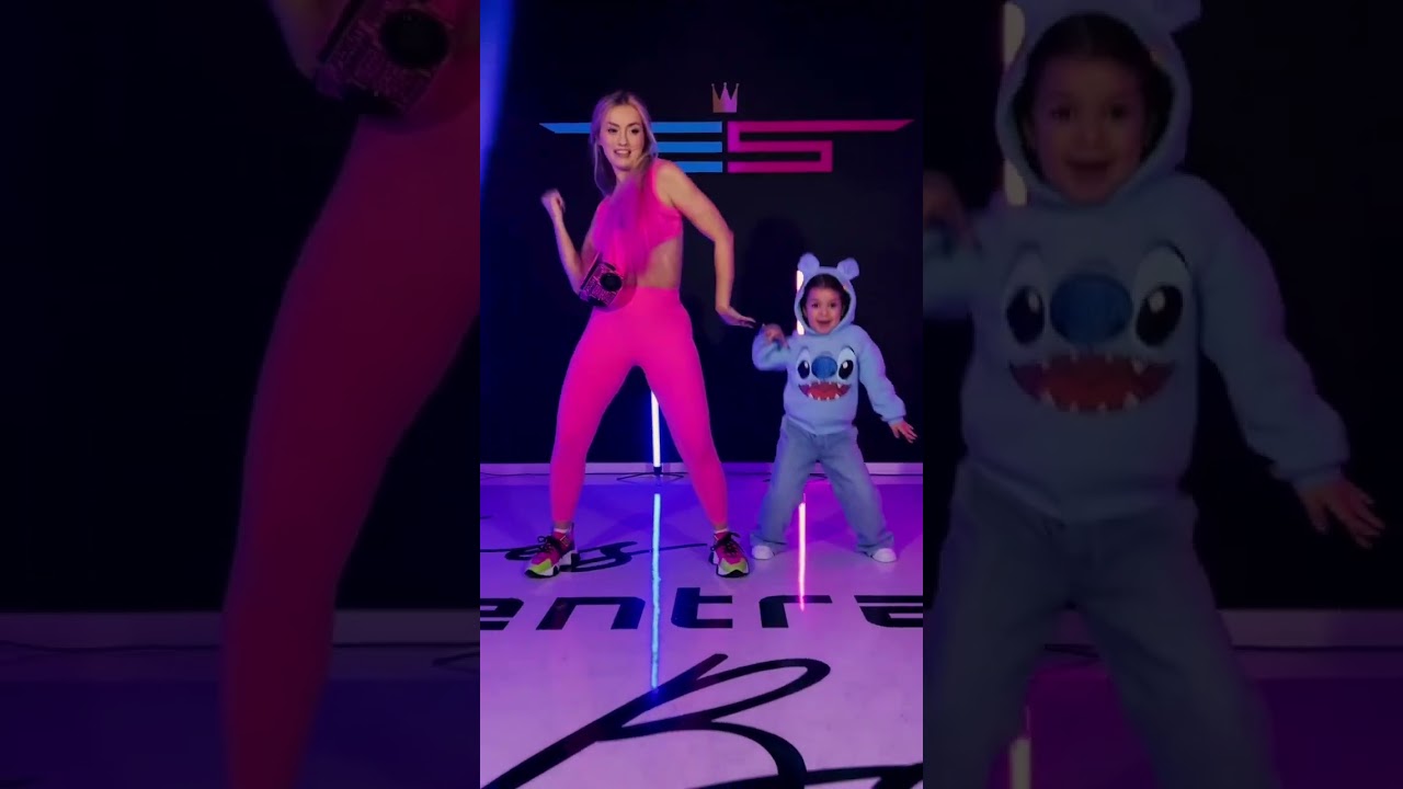 KATIE ANGEL y SALOMÉ bailando MI CORA 🫶🏻💕 
