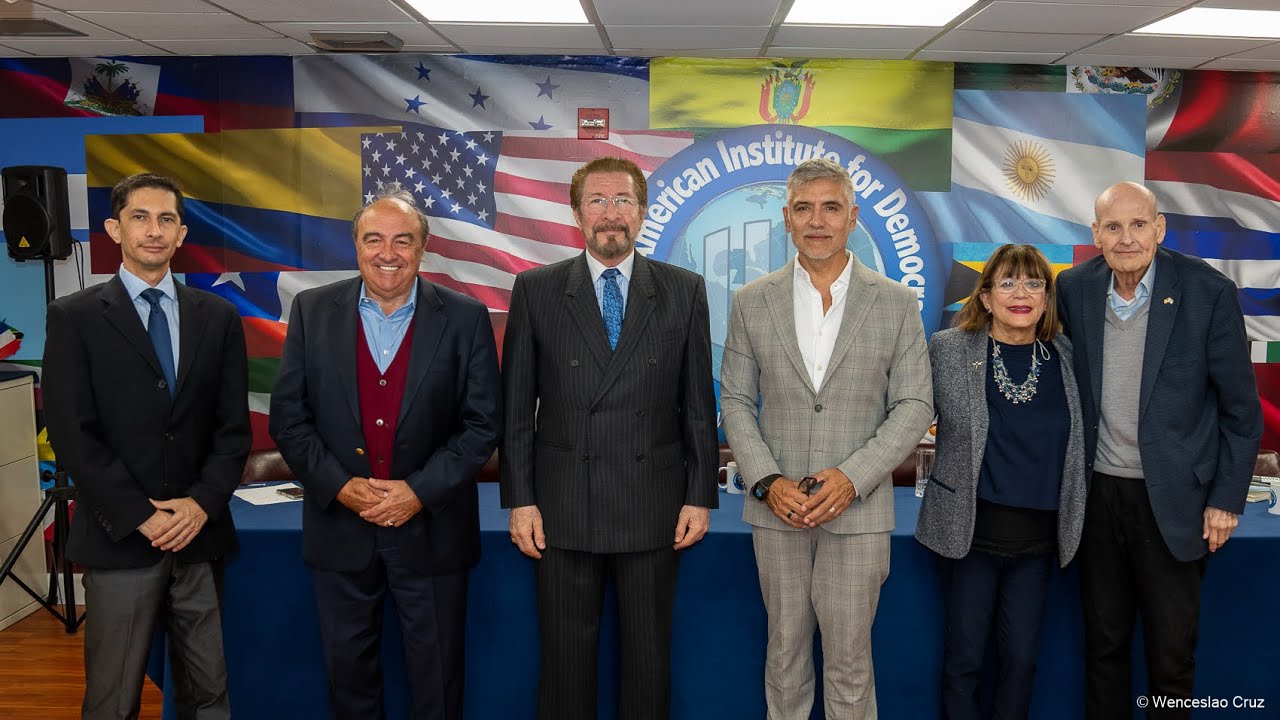 Conferencia "Las mafias en  Argentina que amenazan la democracia"