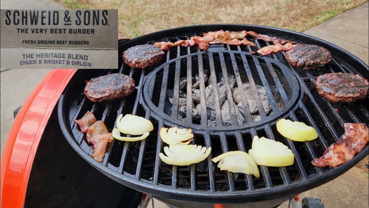 Black & blu burgers on the vortex  Schweid & Sons Heritage blend burgers #smokingbears 