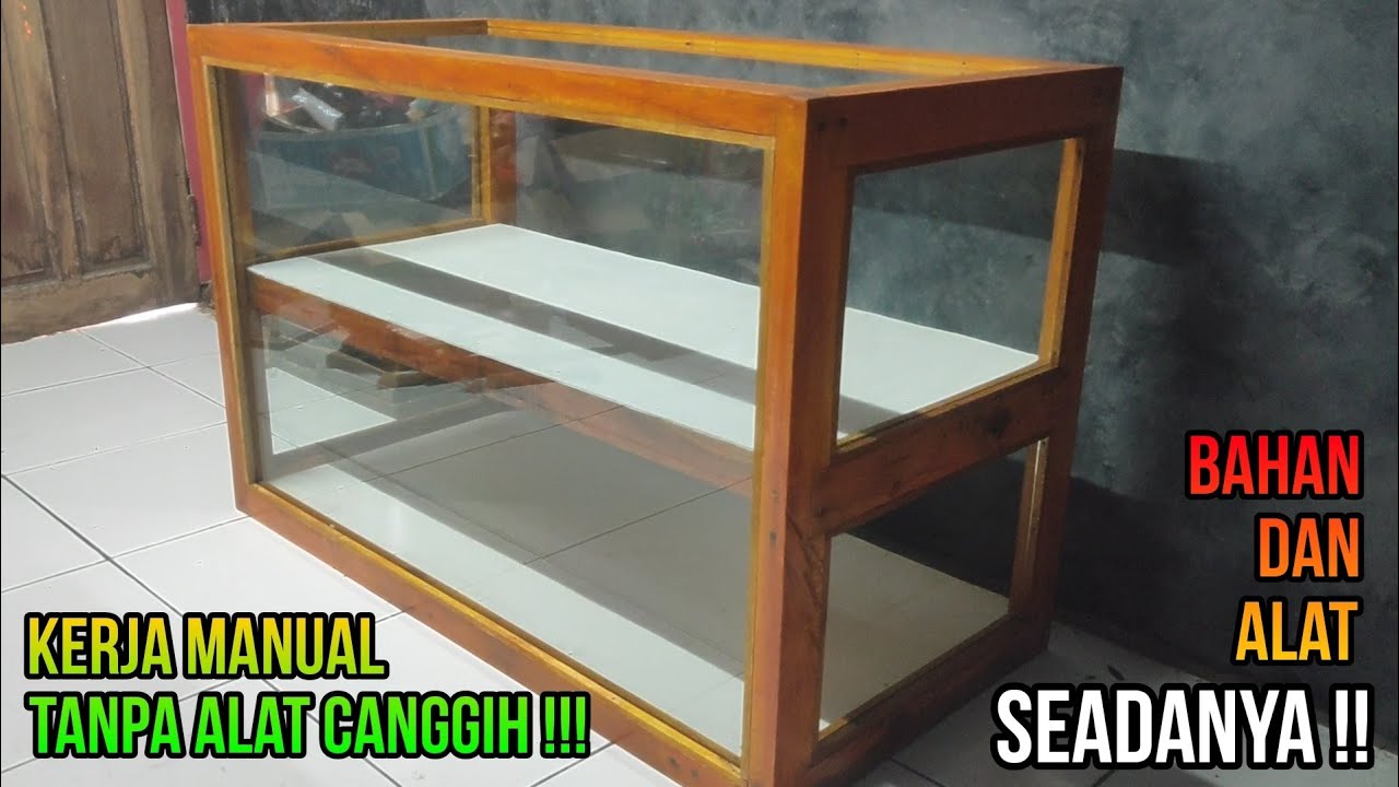 ETALASE DARI KAYU INI AKAN MEMBUAT DAGANGAN ANDA LARIS MANIS