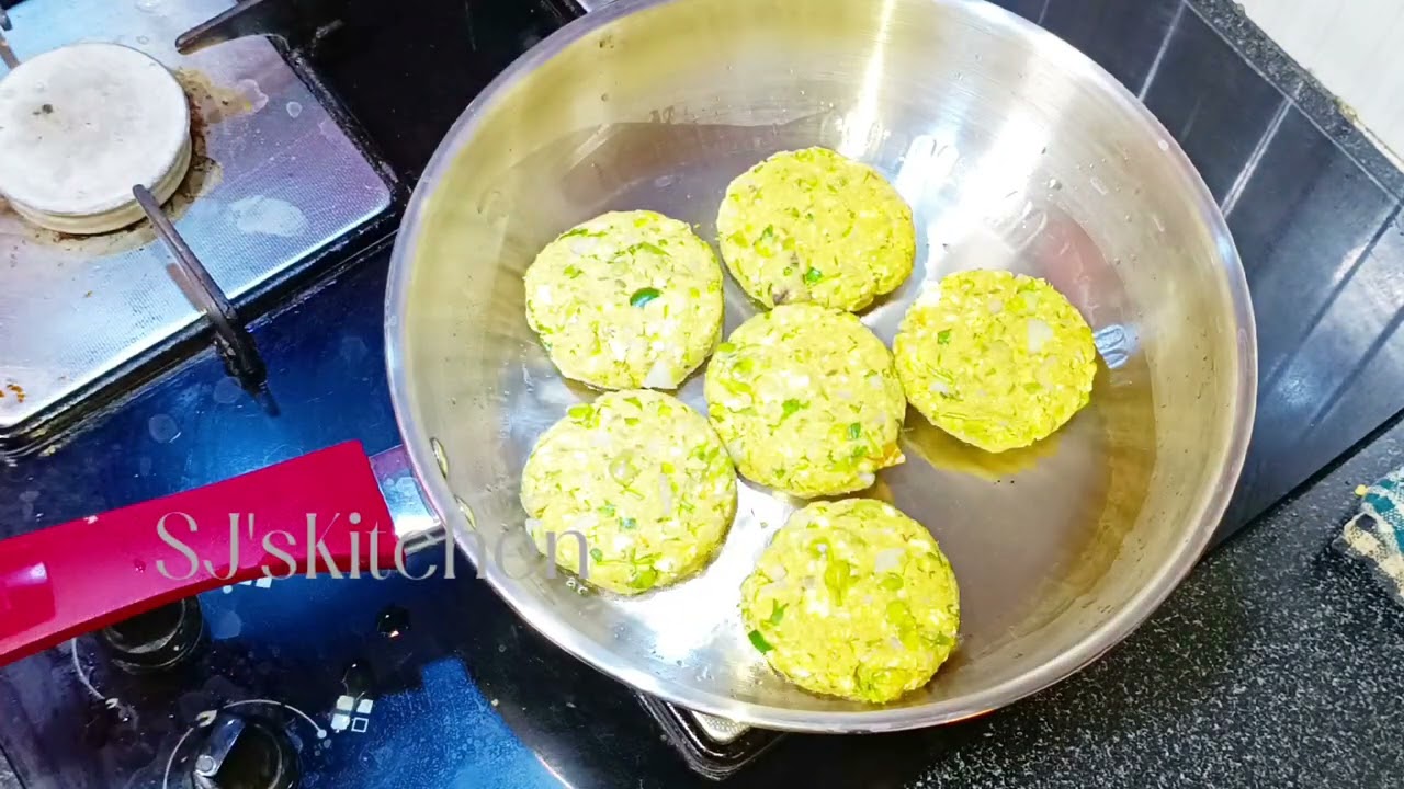 GOLDEN VEG PATTY #funny #food #youtubeVIDEOS #cooking #recipe #sandwich #burger #easyrecipe #fast 