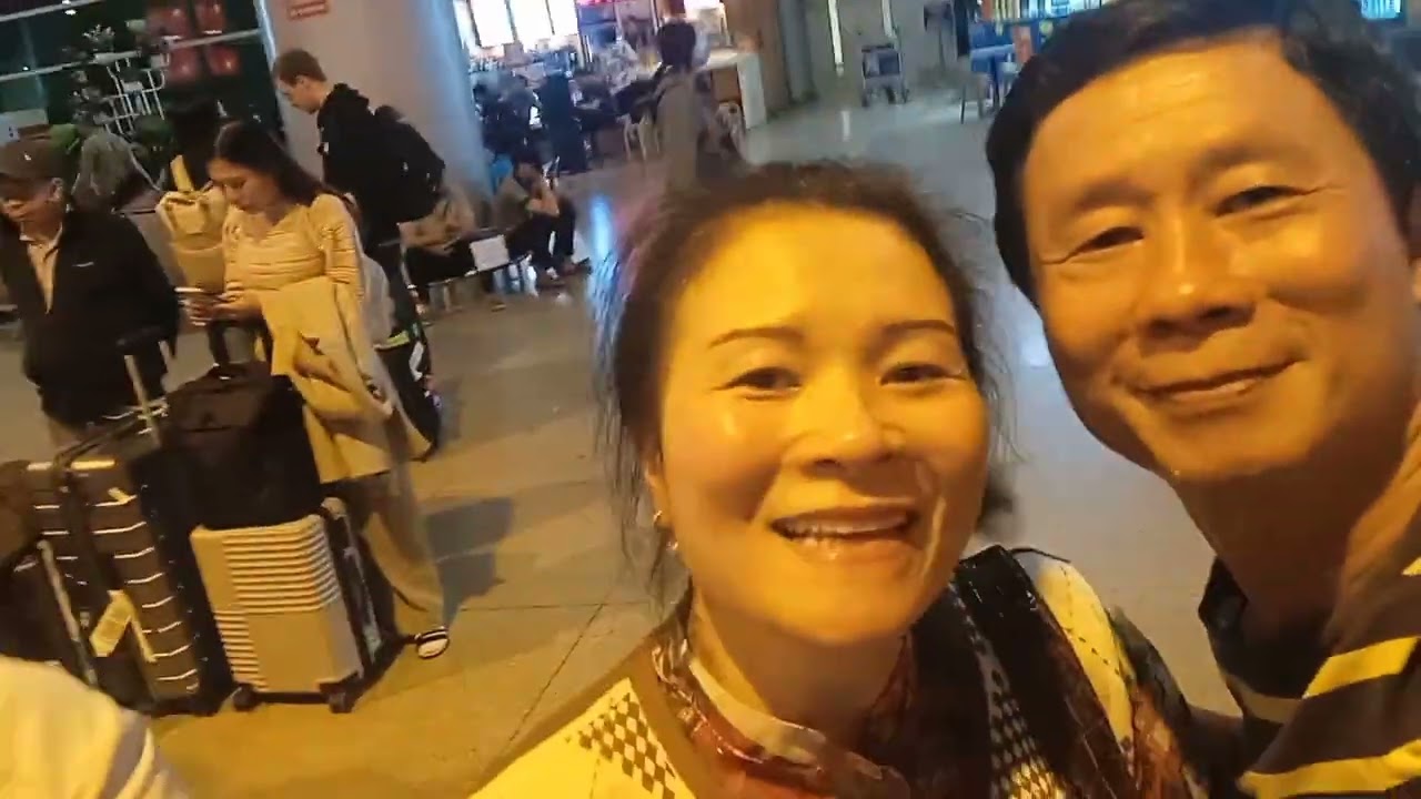 Picking Huy-Trâm up, TSN airport 13/2/2026