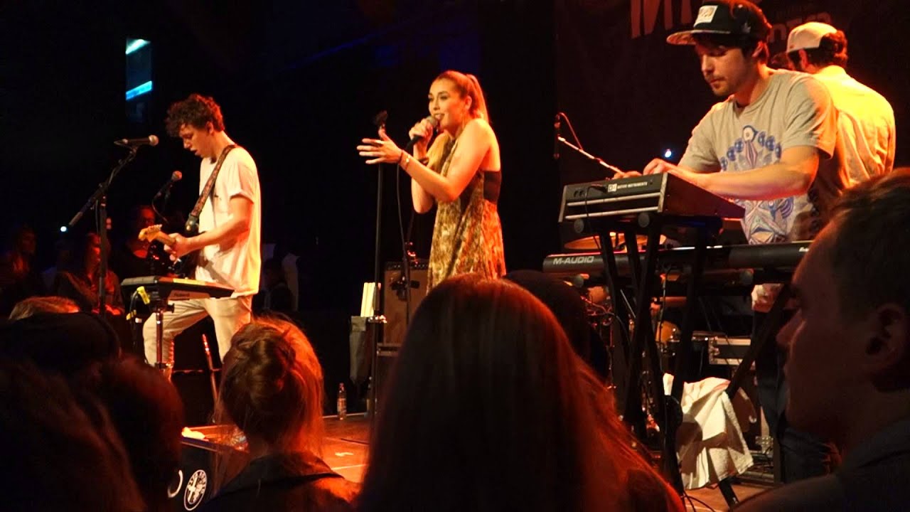 Claire - You walk in beauty, live @ Ampere, München 2013