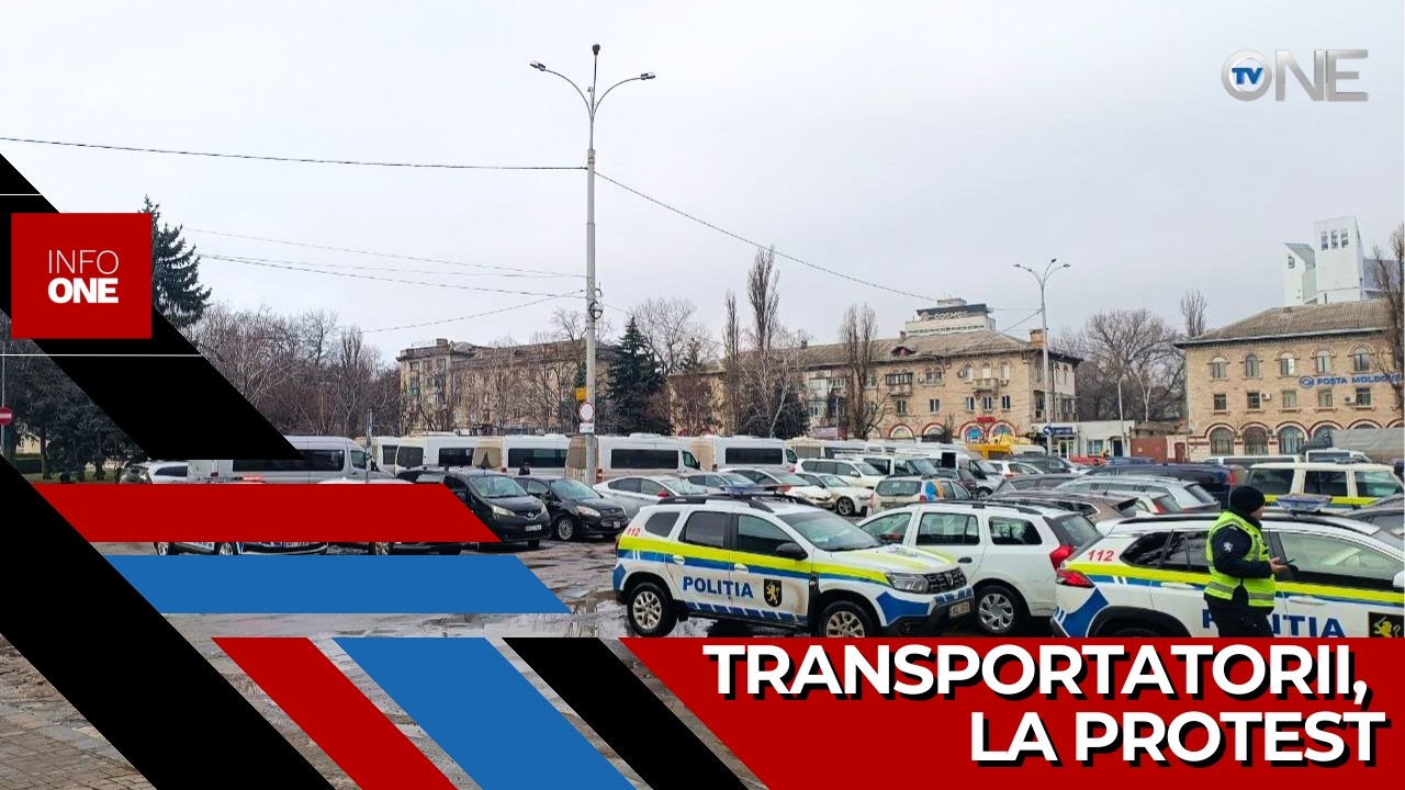 INFO ONE – Zeci de șoferi de microbuze de linie au protestat joi la Chișinău