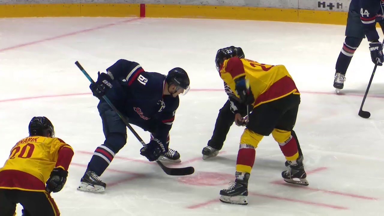 1.štvrťfinále HC Topoľčany - HC Slovan Bratislava Tipsport Kaufland Cup
