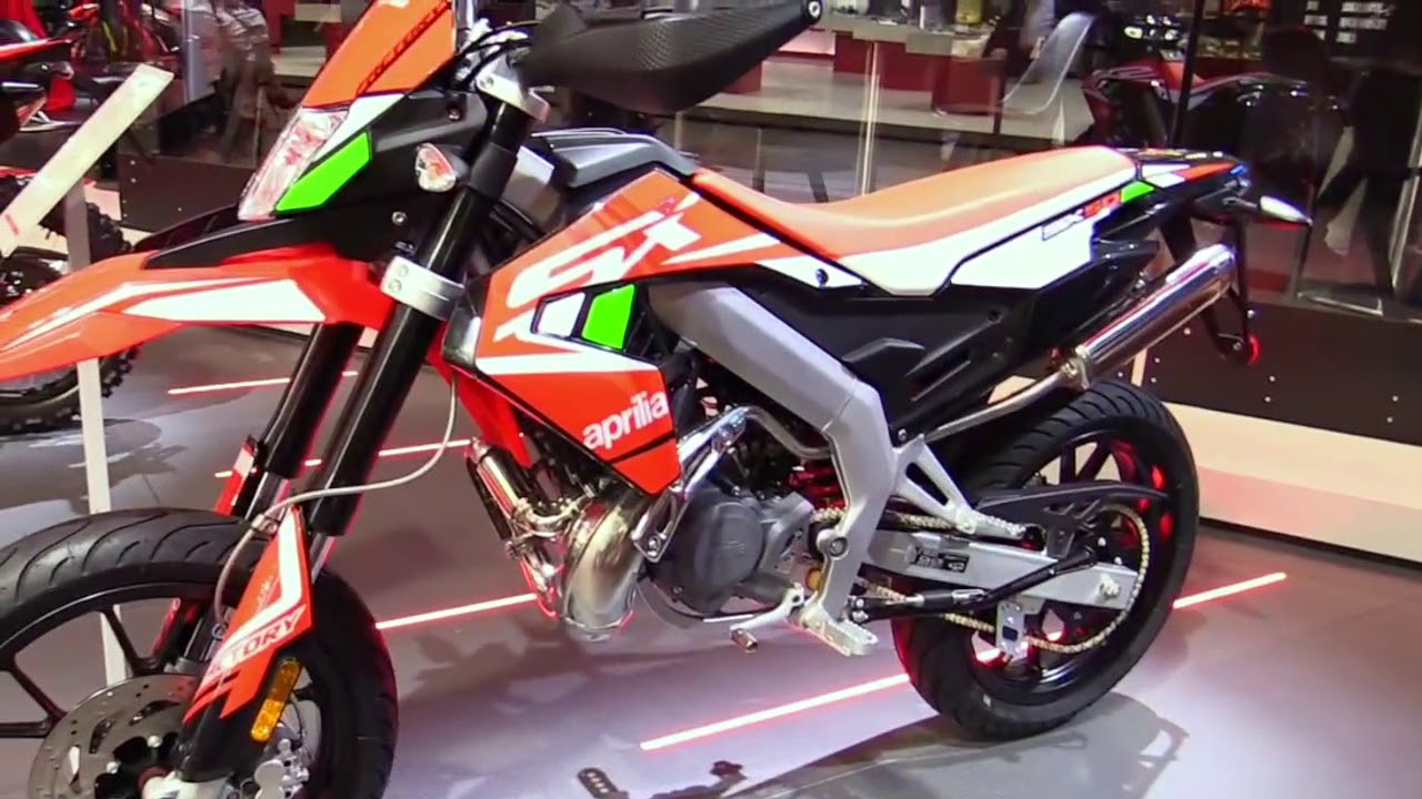 2020 Aprila SX 50 Factory Complete Accs Series Lookaround Le Moto Around The World HD
