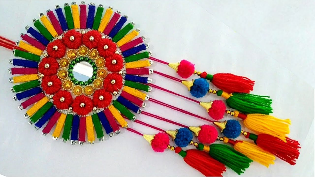 Safety Pin and Wool Wall Hanging | Home Decor Idea Out Of Waste