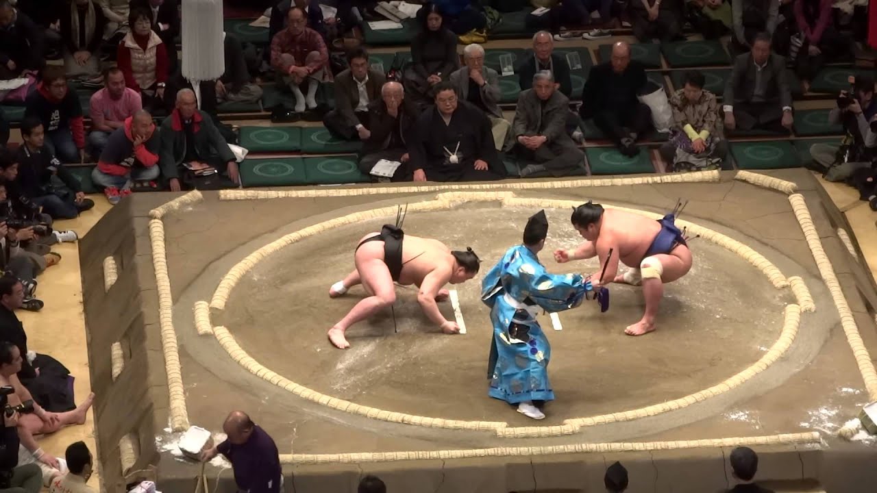 Sumo in Ryogoku, Tokyo | January 14, 2013