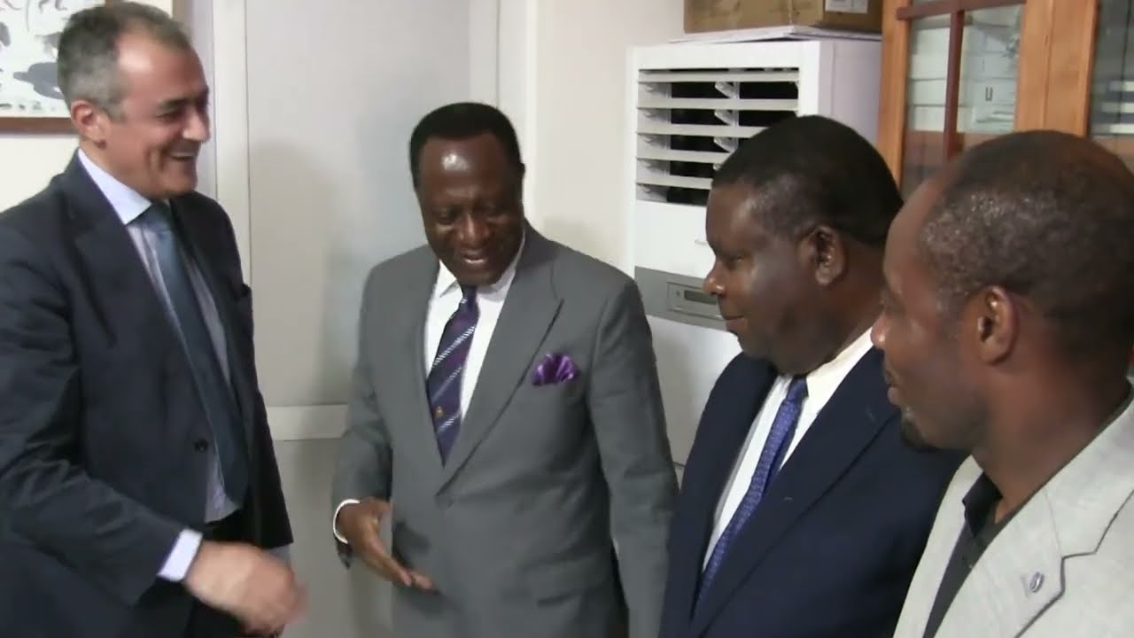 NTUTUMU NGUEMA NCHAMA Y SUÁREZ DE OLIVEIRA ANALIZAN LOS AVANCES DE LA LENGUA PORTUGUESA EN LA UNGE