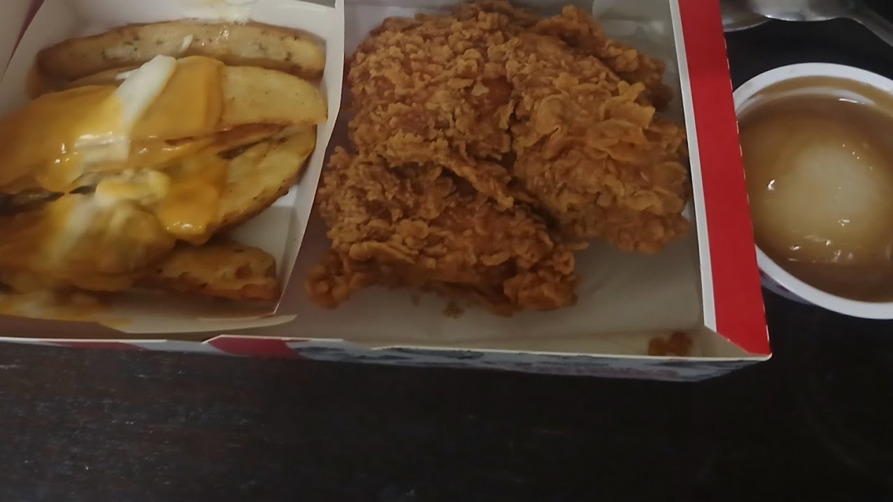 KFC's Snacker box