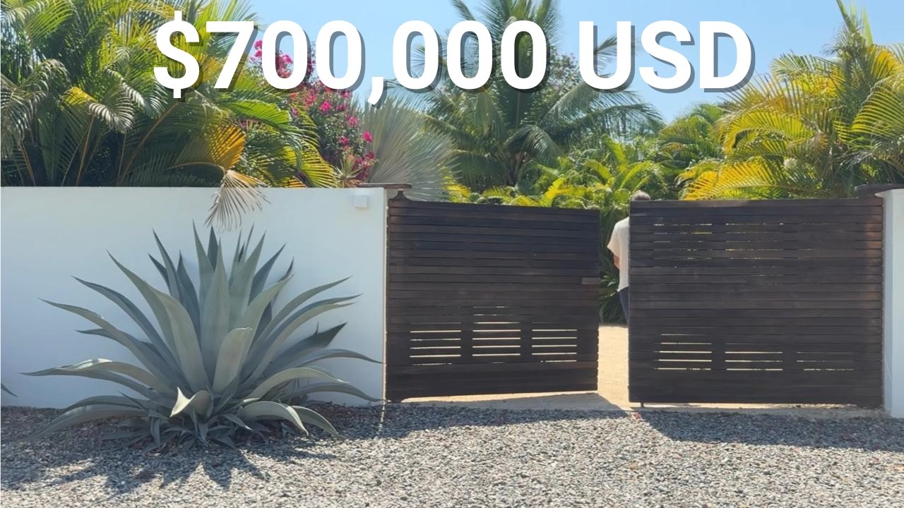 Touring a $700k US Bungalow in Majahua 2026 @AndyChristineEXPMX 