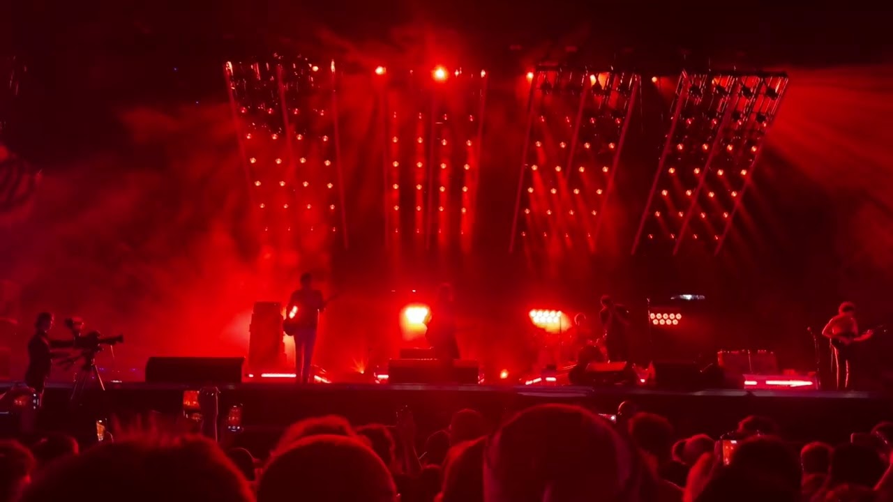 Ode to the Mets - The Strokes Live ACL 2025