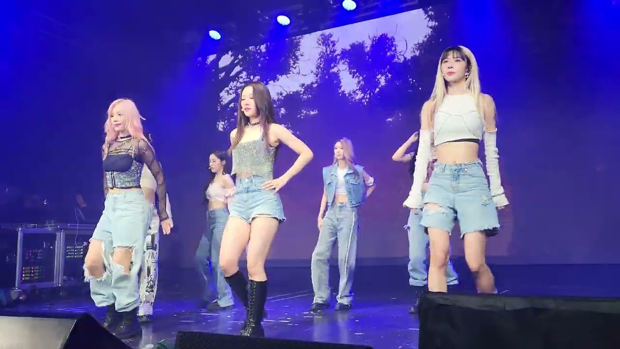 Dreamcatcher (드림캐쳐) - BEcause | 220714 | San Francisco | [4k60fps FANCAM - Front Row] 