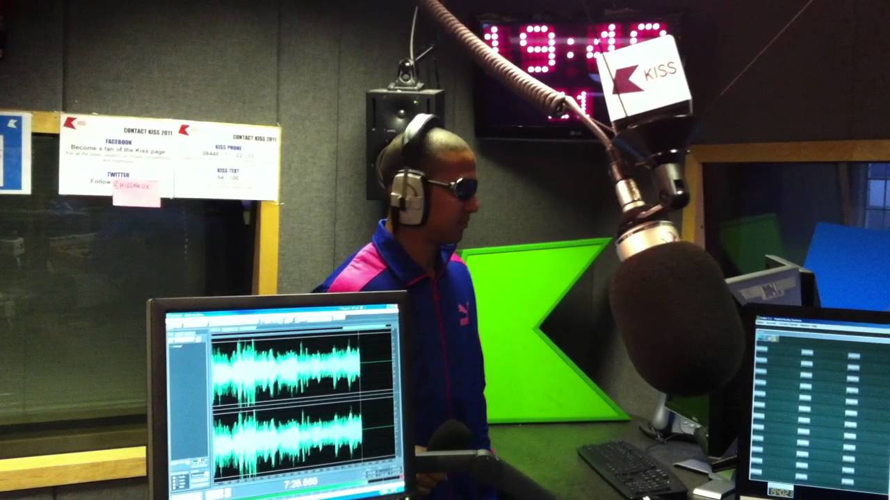 DJ PIONEER KISS PRESENTS SHOW: WEIGHTY J & COLDSTEPS - DYNAMIC DUO