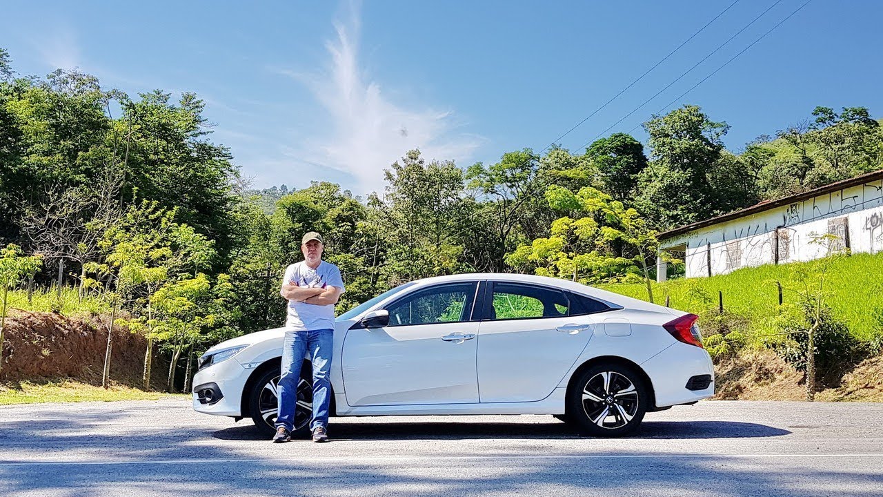 Honda Civic Touring Turbo com Roberto Agresti na Suspent&eacute;cnica