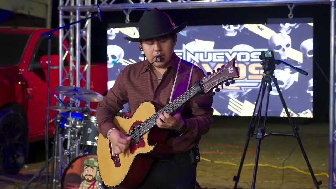 Los Nuevos Chavos  - Popurri Tucanes (EN VIVO)
