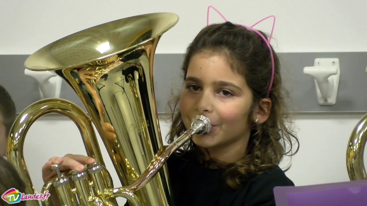 Un Orchestre à l'Ecole de Saugnac et Cambran