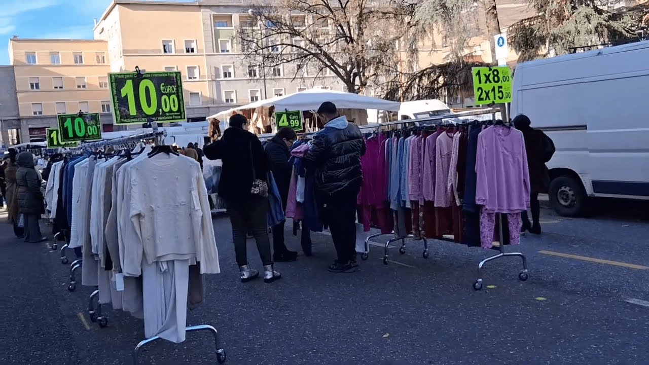 Mercato di Sabato  - Saturday Market