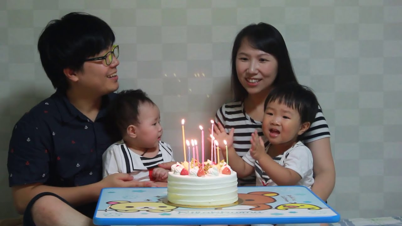 Happy Birthday, Mommy! 엄마, 생일축하해요! (2013)