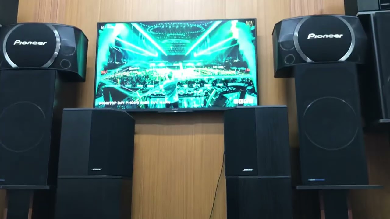 Bose Soundbar 700 + Sub Module 700