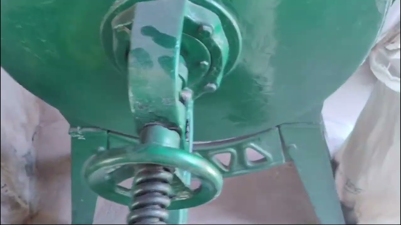 vertical pathar atta chakki: