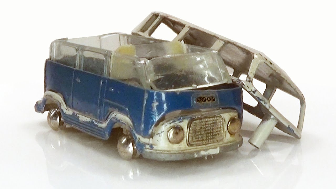 Реставрация модели Ford Taunus Bus 1957 года выпуска датской компанией Tekno.