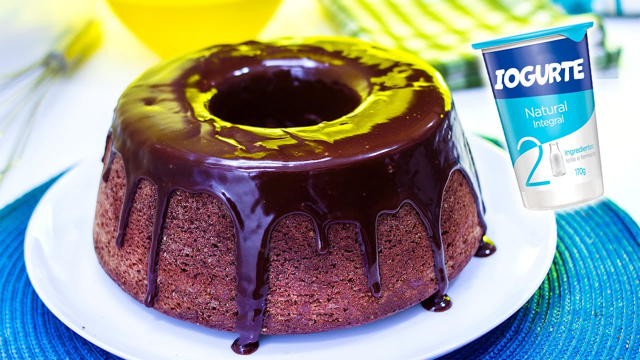Bolo de IOGURTE NATURAL e CHOCOLATE com uma dica INFALÍVEL