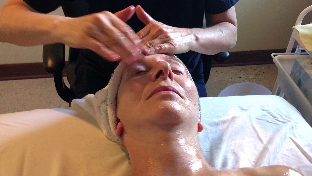 Bellanina&reg; Facelift Massage (2) at Brannick Clinic of Natural Medicine