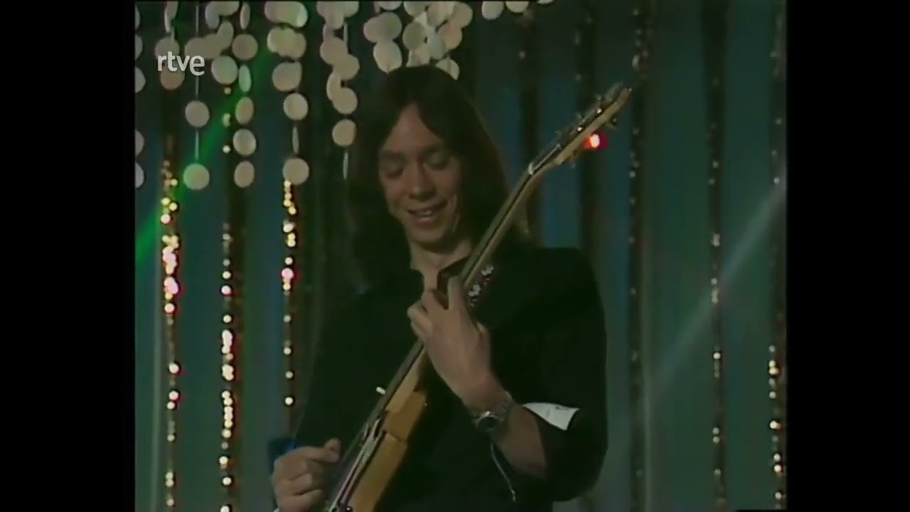 Camel - First Light y Breathless (Live Full RTVE Broadcast)