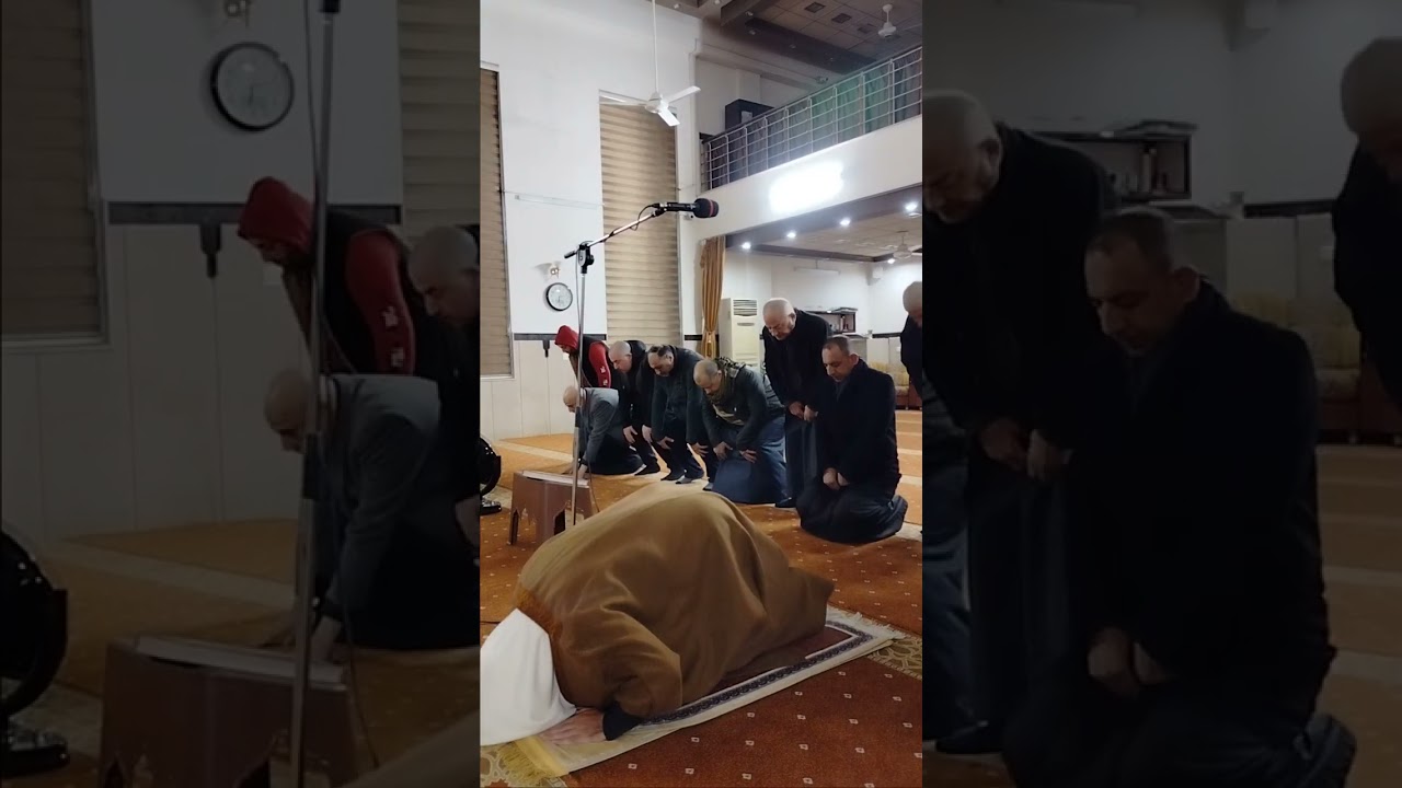 صلاة الفجر في جامع روضة الصالحين في حي المصارف في الموصل وكان الإمام الشيخ رياض الحيالي.