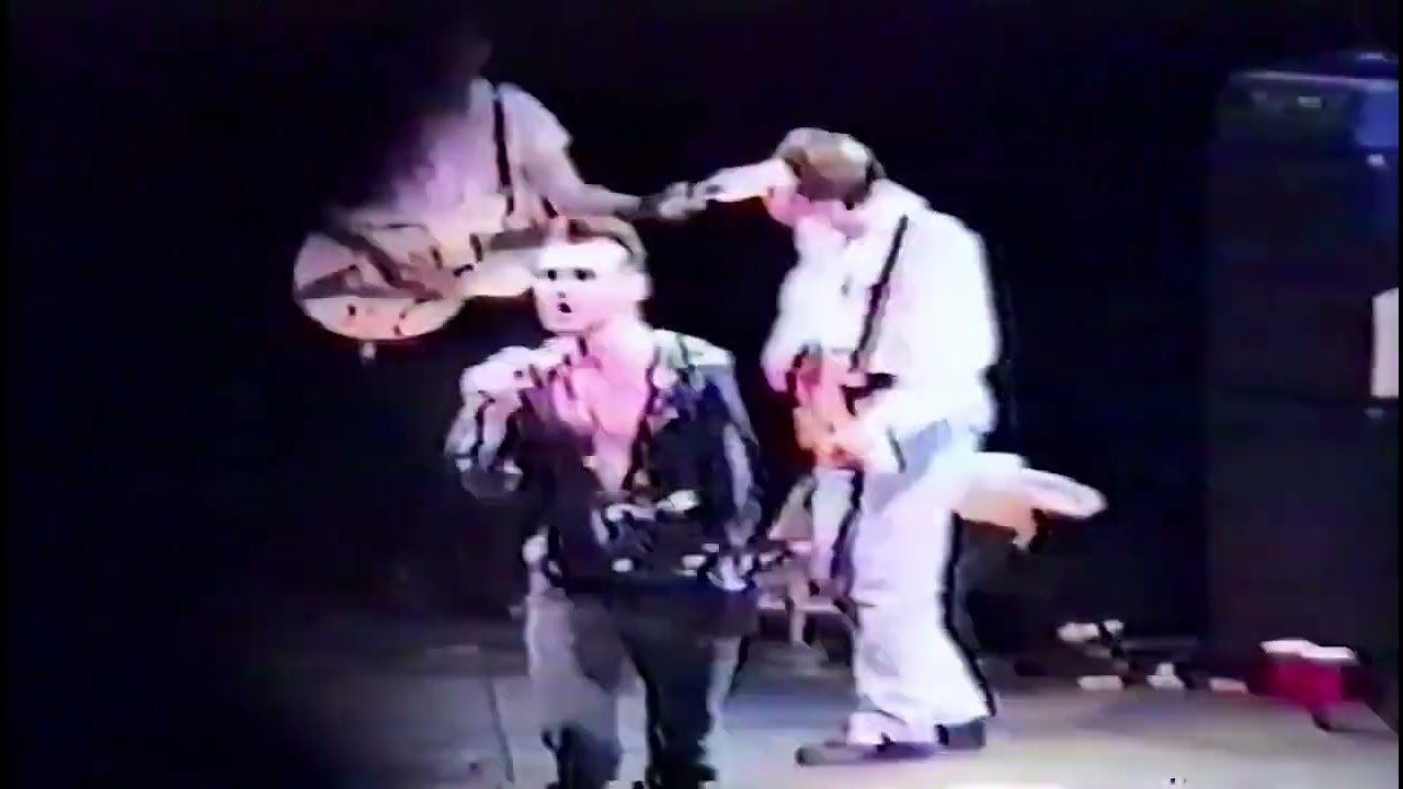 Morrissey Nassau Coliseum NY November 11 1991 (60FPS)