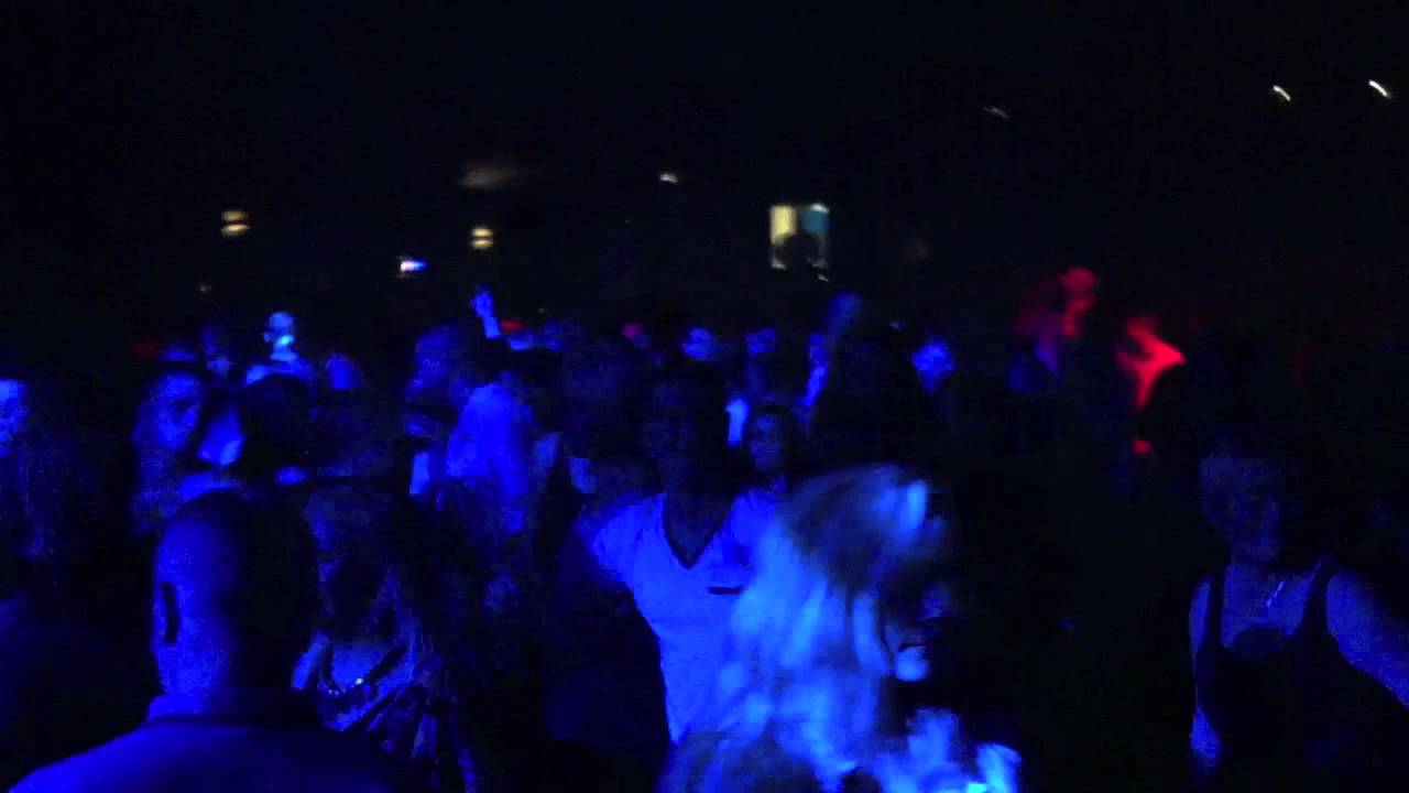 Billy Scurry - Live at THE ROXY REUNION @ The Forum, Waterford.