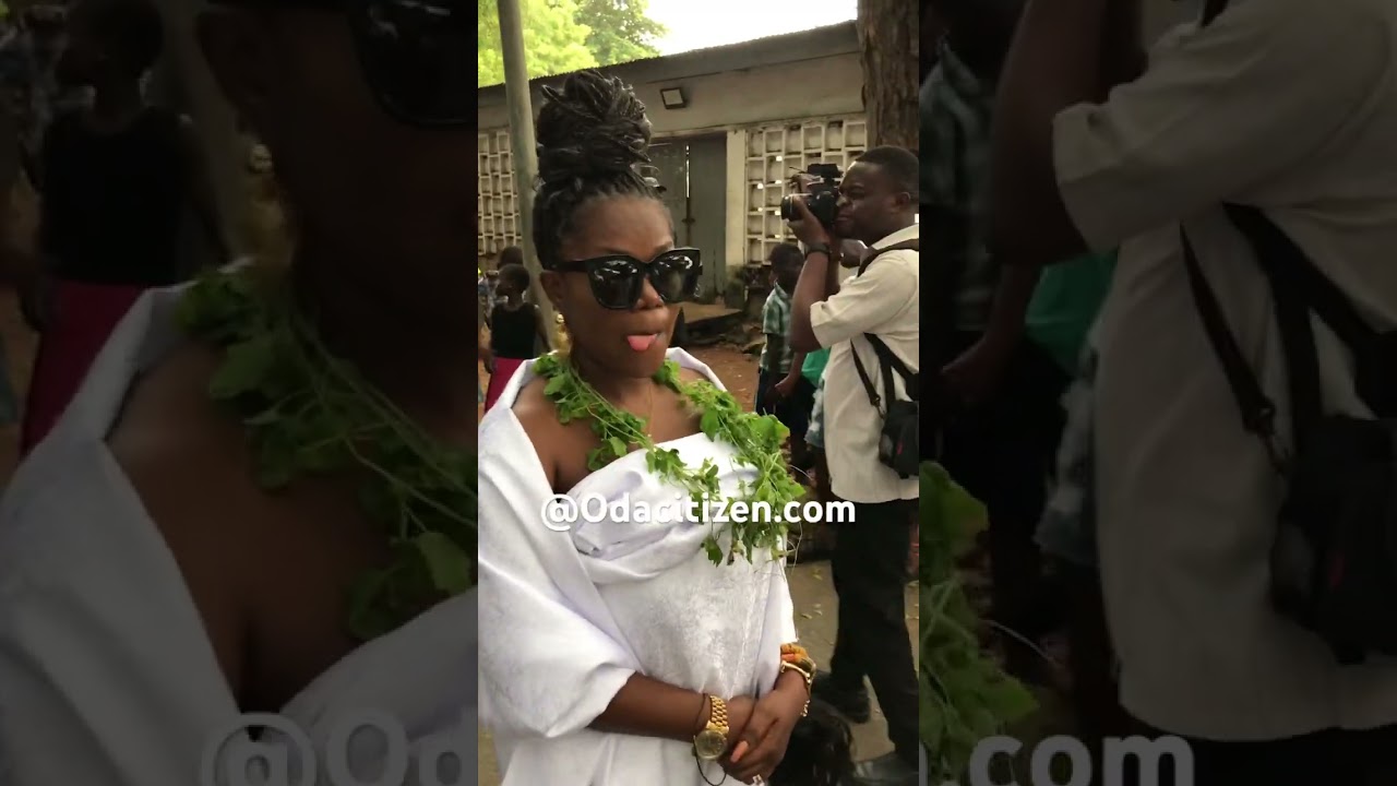 Musician Mzbel spotted at the 2023 Chale Wote Festival Day of Remembrance 😊❤️ #chalewotefestival23