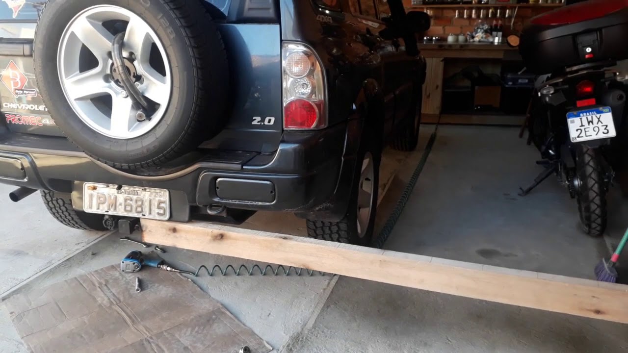 Ajuste da Barra Panhard da Tracker / Vitara