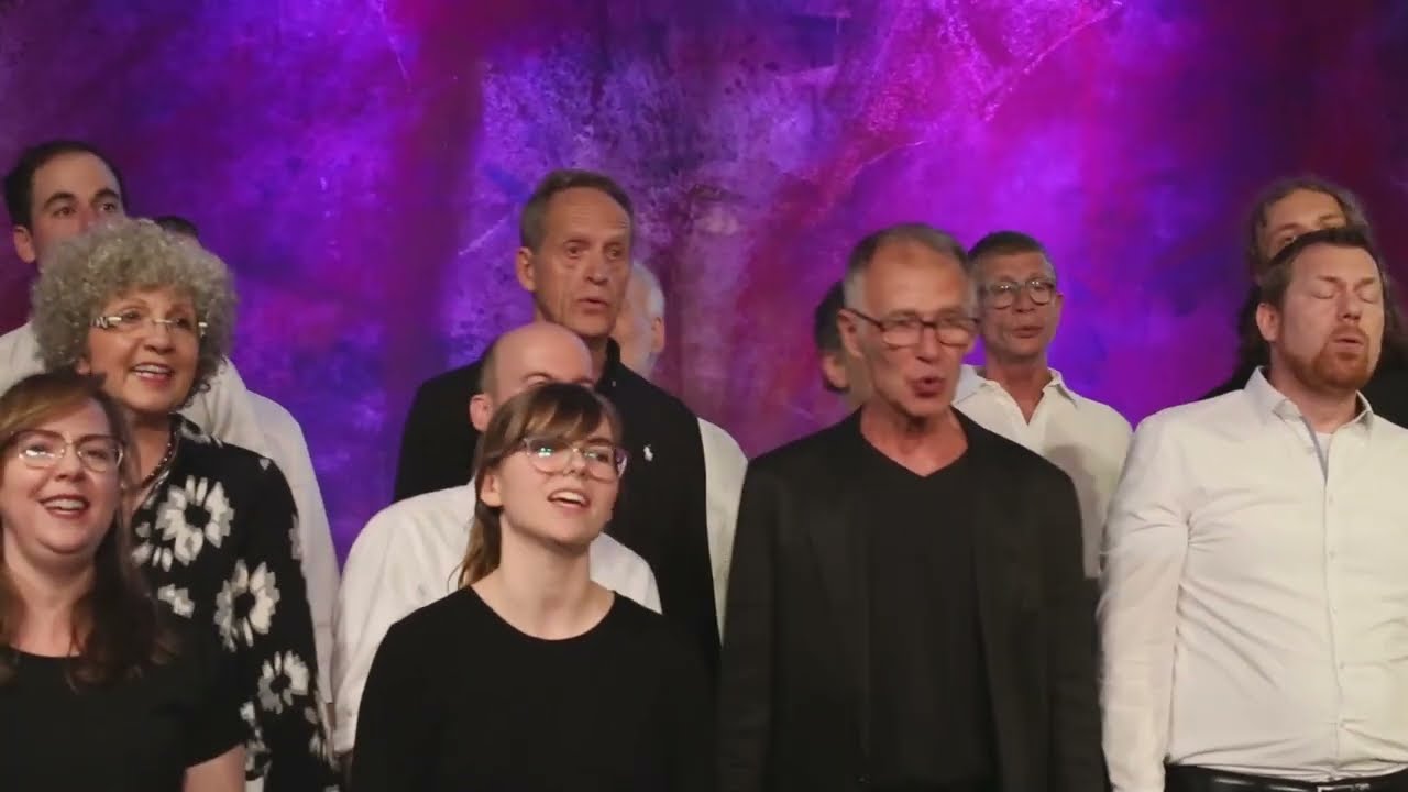 Querbeat Chor singt 
