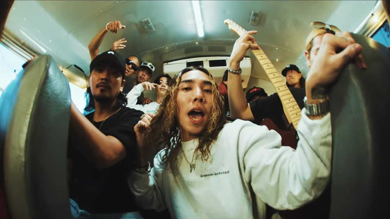 vividboooy - starlights［Official Video］