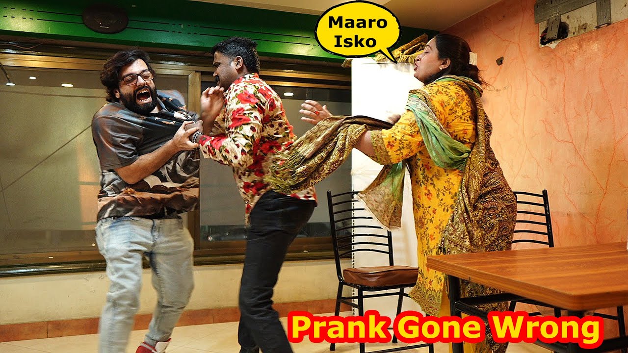 Waiter Prank On Uncle Aunty | Pranks In Pakistan | Humanitarians
