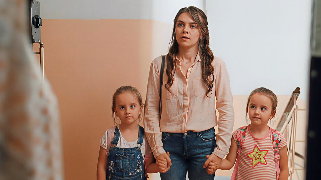 MULHER POBRE TEM SEU BEBÊ ROUBADO POR FAMÍLIA RICA | MÃE SOLTEIRA | FILME QUE VAI TE EMOCIONAR