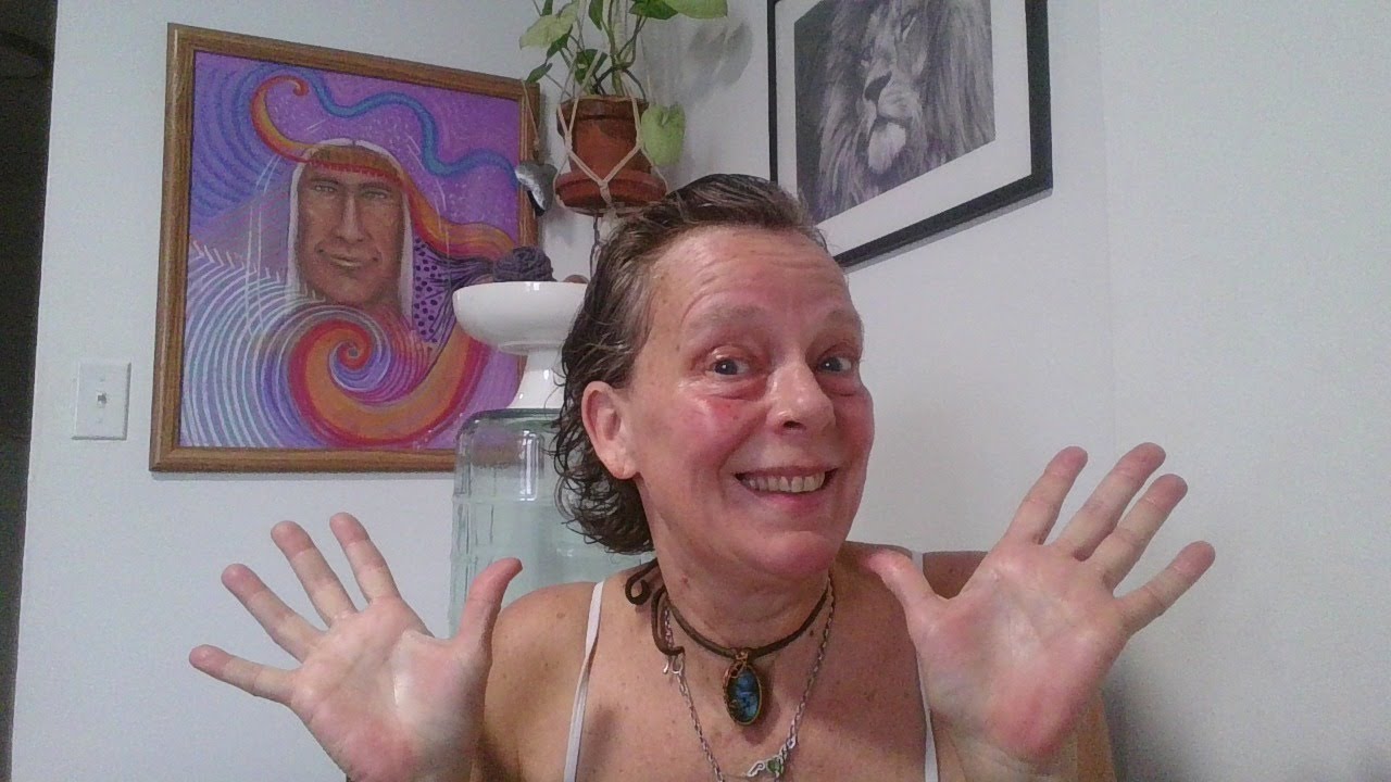 Daily Divine 1/15 - Spiritual Tea Time - WE ARE THE LIVING DIVINE 