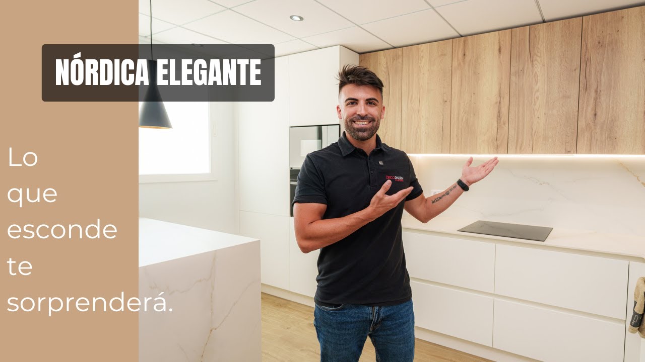 ✨ Cocina Nórdica Blanca y Madera Vintage | Con Península, Zona en L y Columnas Integradas.